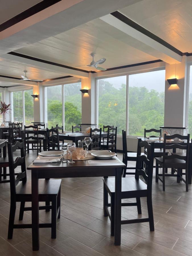 Ocean View Hotel And Restaurant Gravel Bay Exterior foto